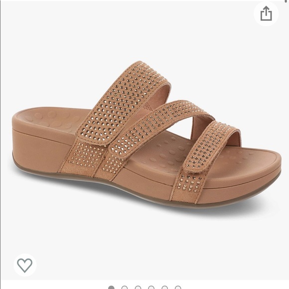 Vionic Shoes | Vionic Sandals | Poshmark